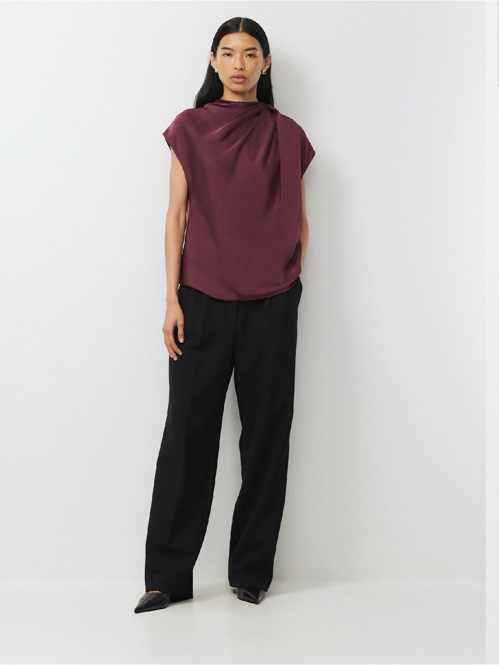 Aritzia BABATON Nominee top in cordovan-Plum-burgundy